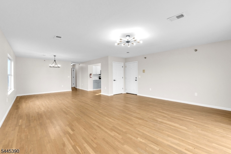 15 Wharton Street Newark, NJ 07114 - Photo 6 of 19