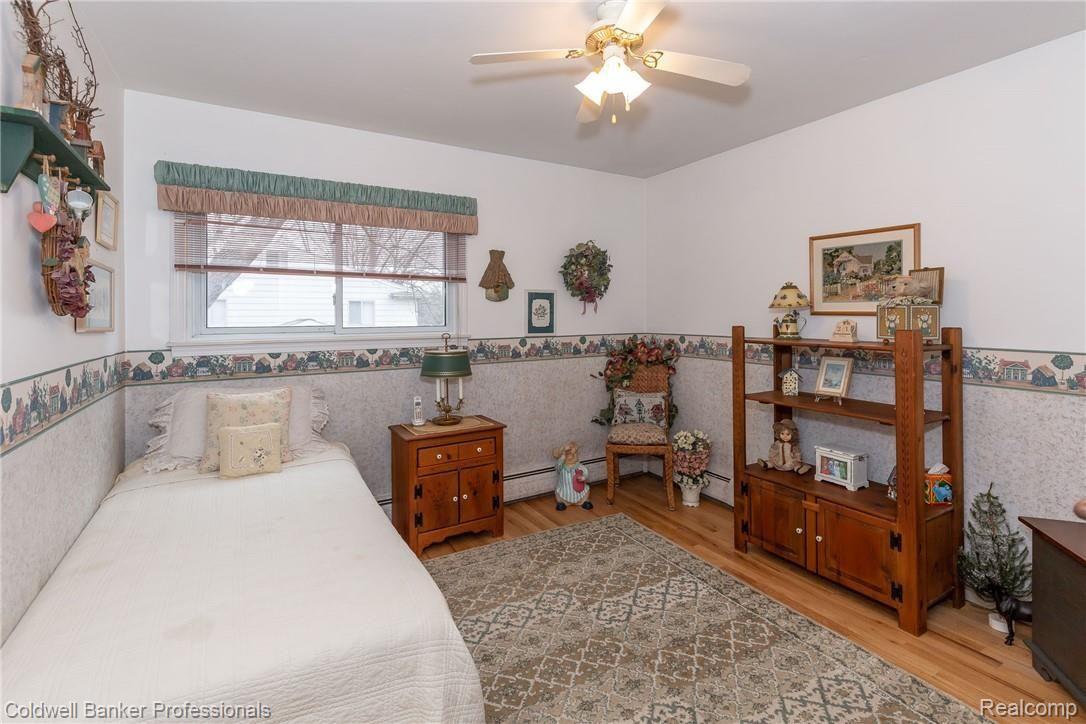 36231 Smithfield Road Farmington, MI 48335 - Photo 25 of 45 592A7491.jpg