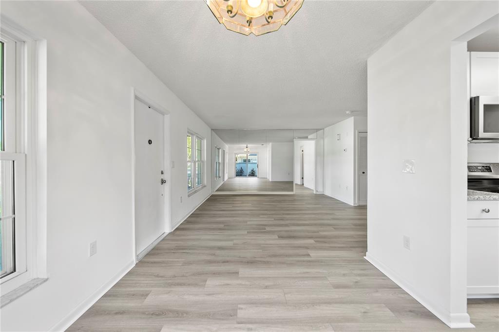 11799 Raintree Drive Temple Terrace, FL 33617 - Photo 9 of 34 Gallery Image 9