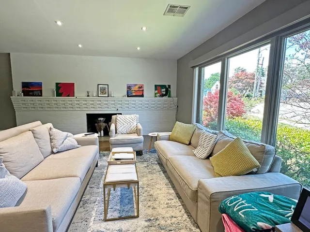 $6,250 | 6 Brownson Terrace, Boston, MA 02130