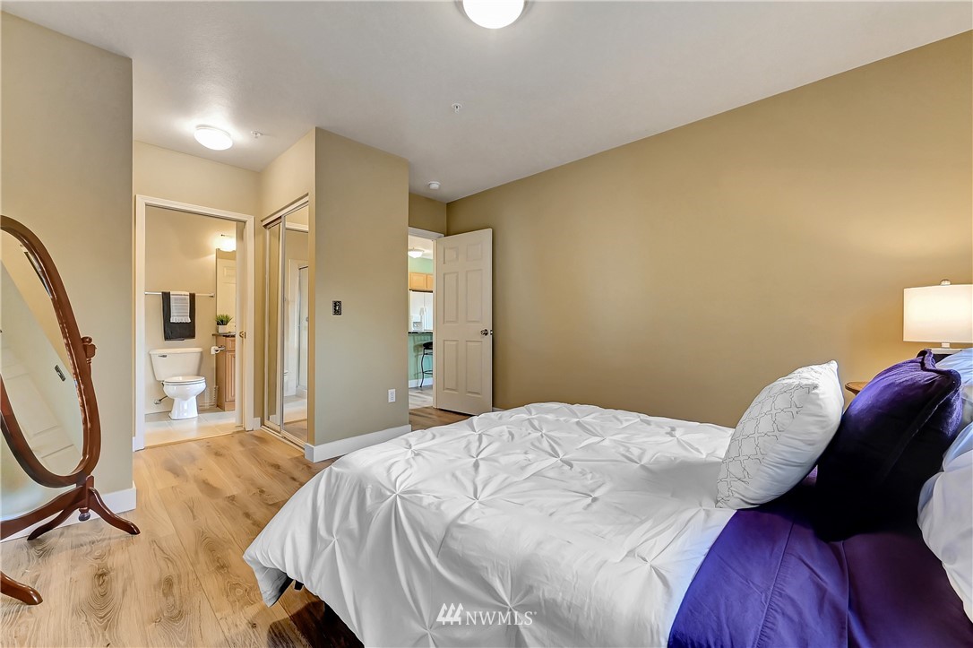 451 Queen Avenue Northeast, Unit 201 Renton, WA 98056 - Photo 15 of 25 Gallery Image 15