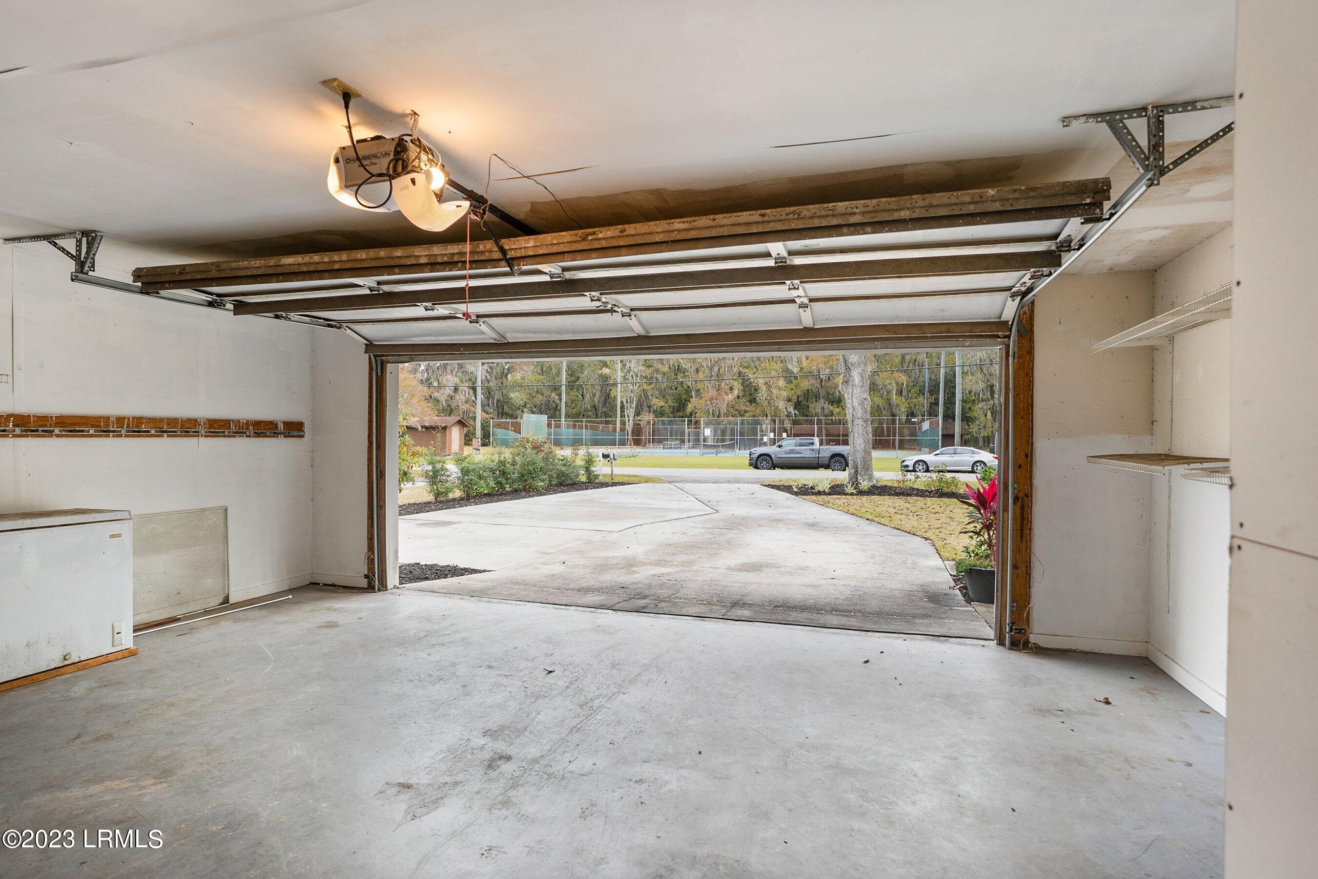 1406 Battery Creek Road Beaufort, SC 29902 - Photo 36 of 50 DSC08042-10.jpg-SMALL