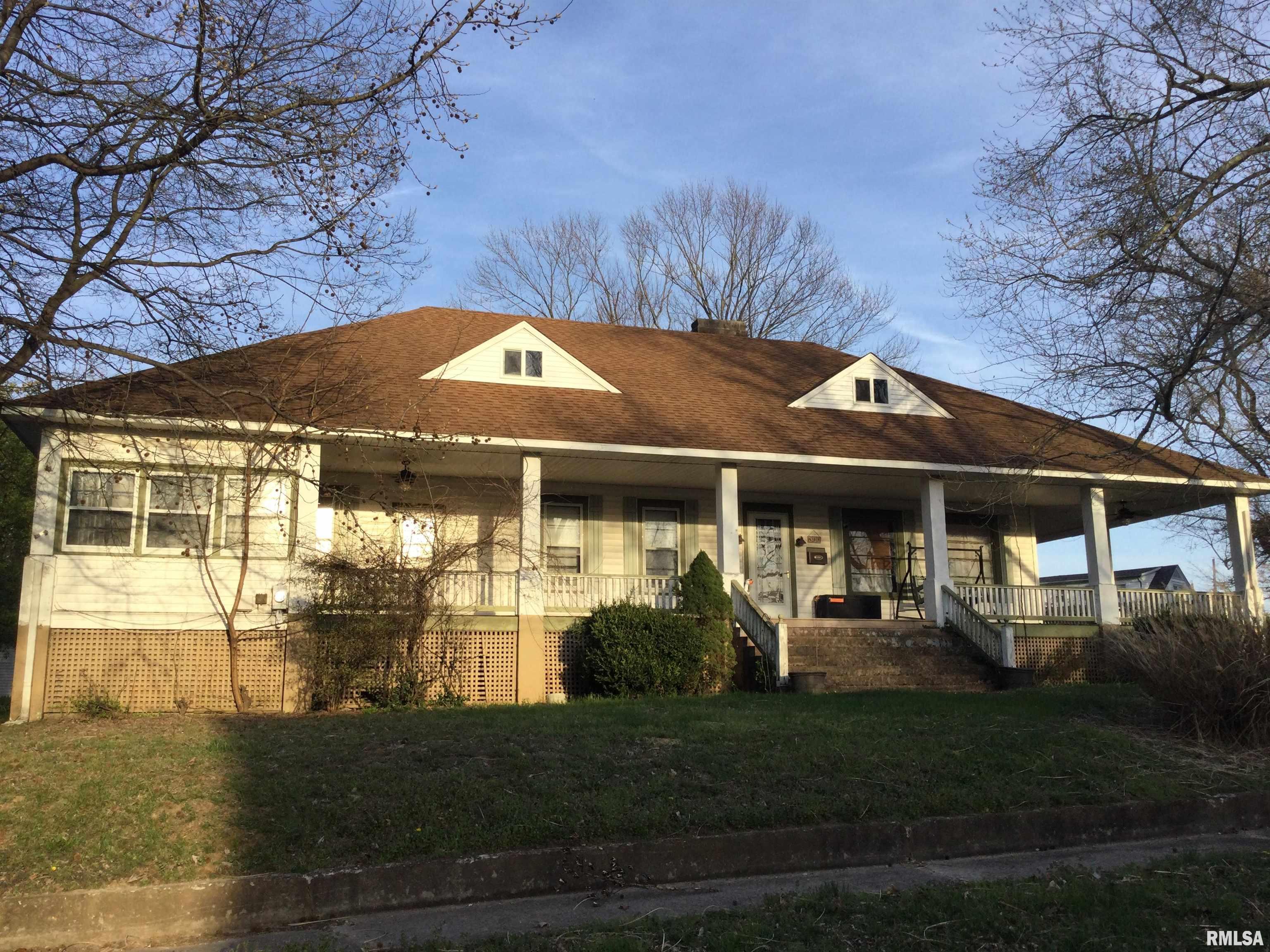 300 West Spring Street Anna, IL 62906 - Photo 2 of 29