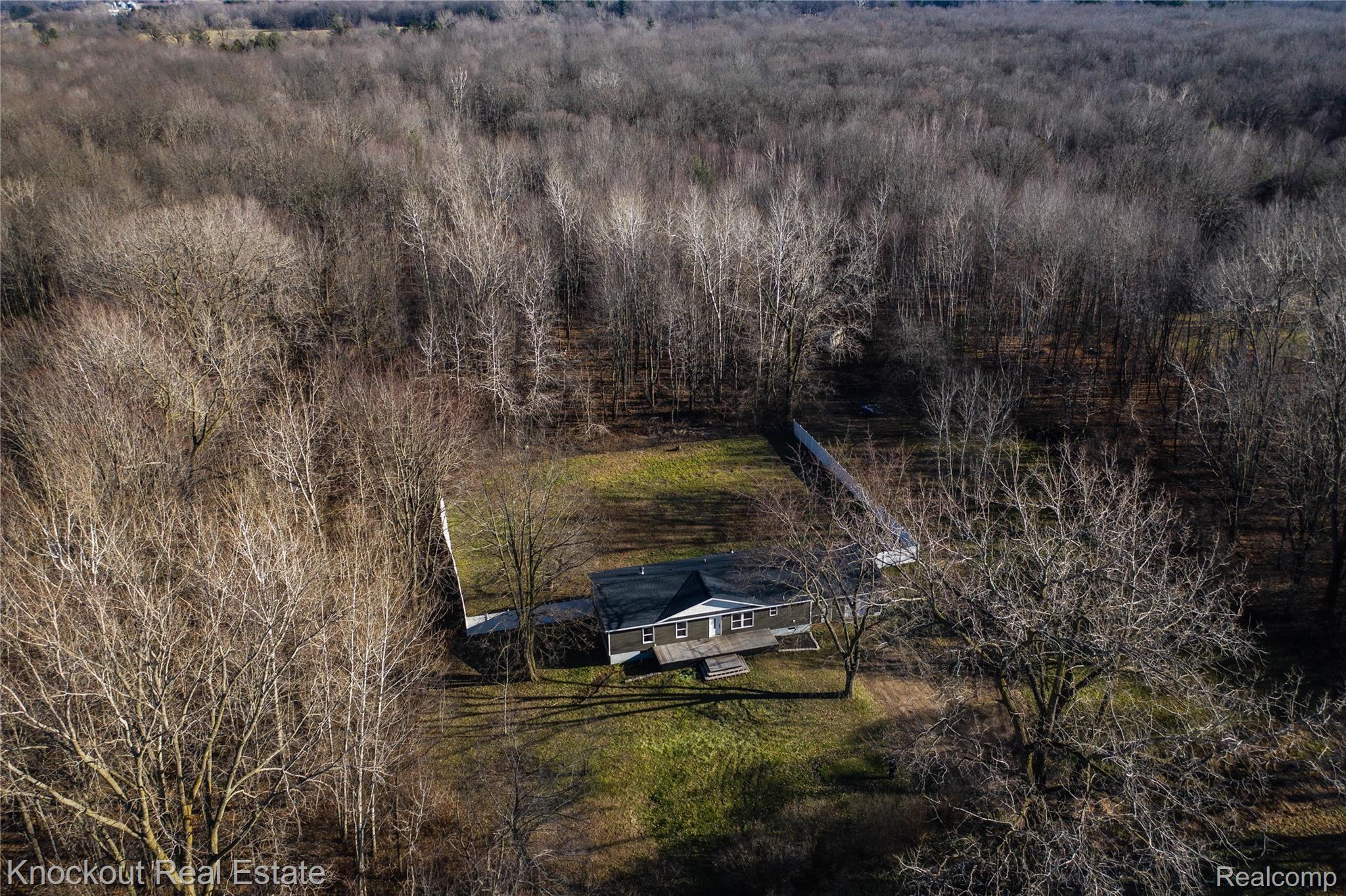 12323 Dorwood Road Burt, MI 48417 - Photo 28 of 39 ajk 12162021-58.jpg