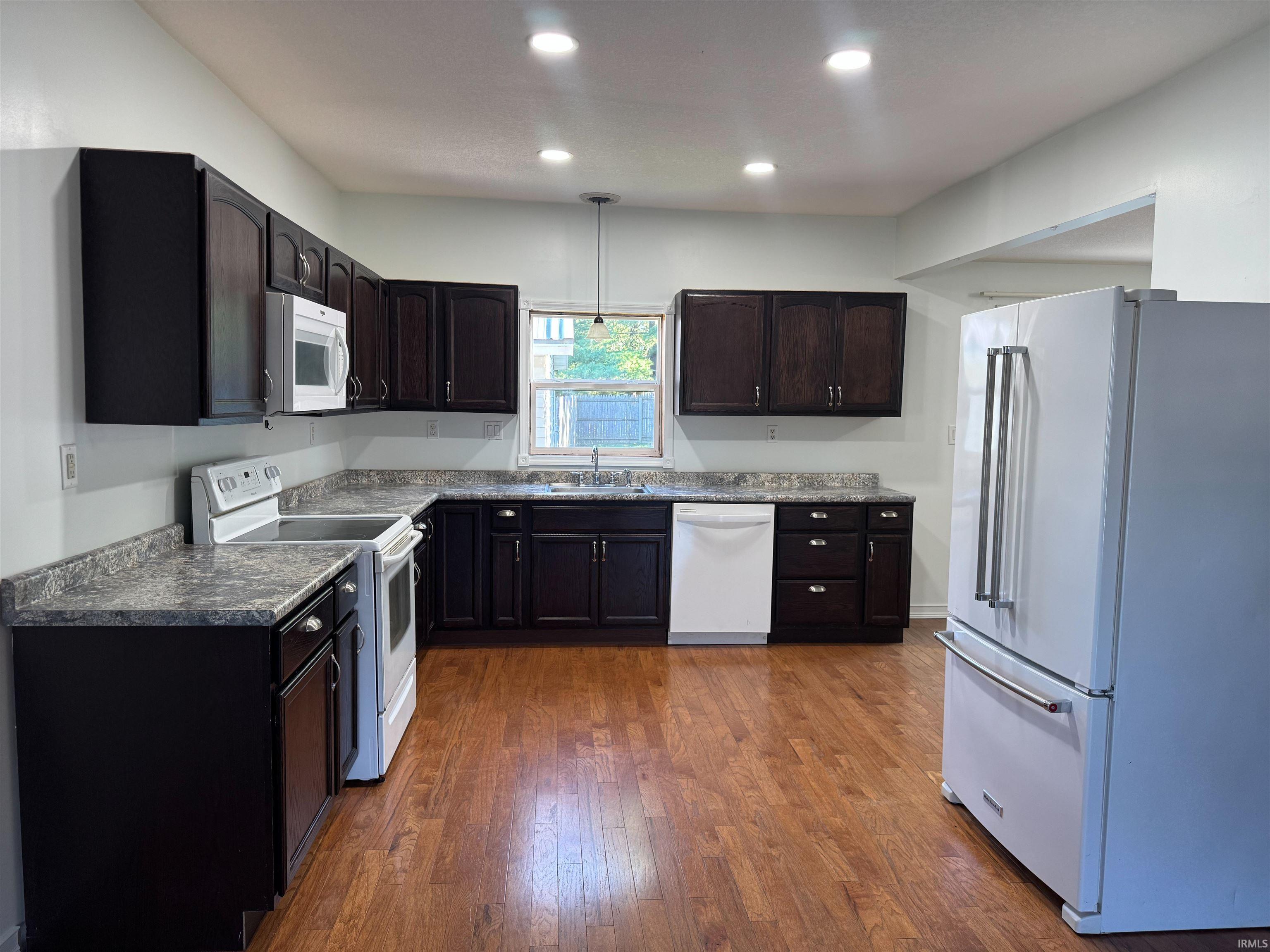 200 Pyle Street Geneva, IN 46740 - Photo 6 of 36 Gallery Image 6
