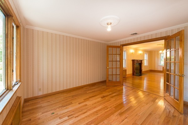 234 Bonad Road Brookline, MA 02467 - Photo 7 of 24 Gallery Image 7