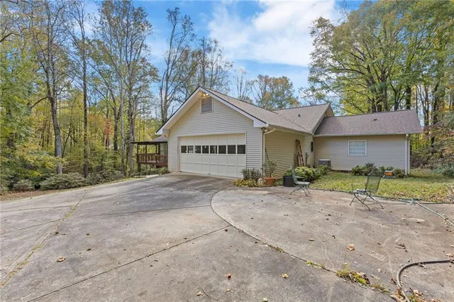 $989,000 | 3740 Woodlane Road, Gainesville, GA 30506