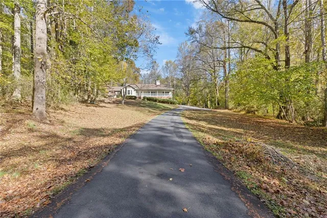 $989,000 | 3740 Woodlane Road, Gainesville, GA 30506