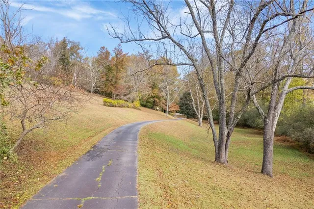 $989,000 | 3740 Woodlane Road, Gainesville, GA 30506