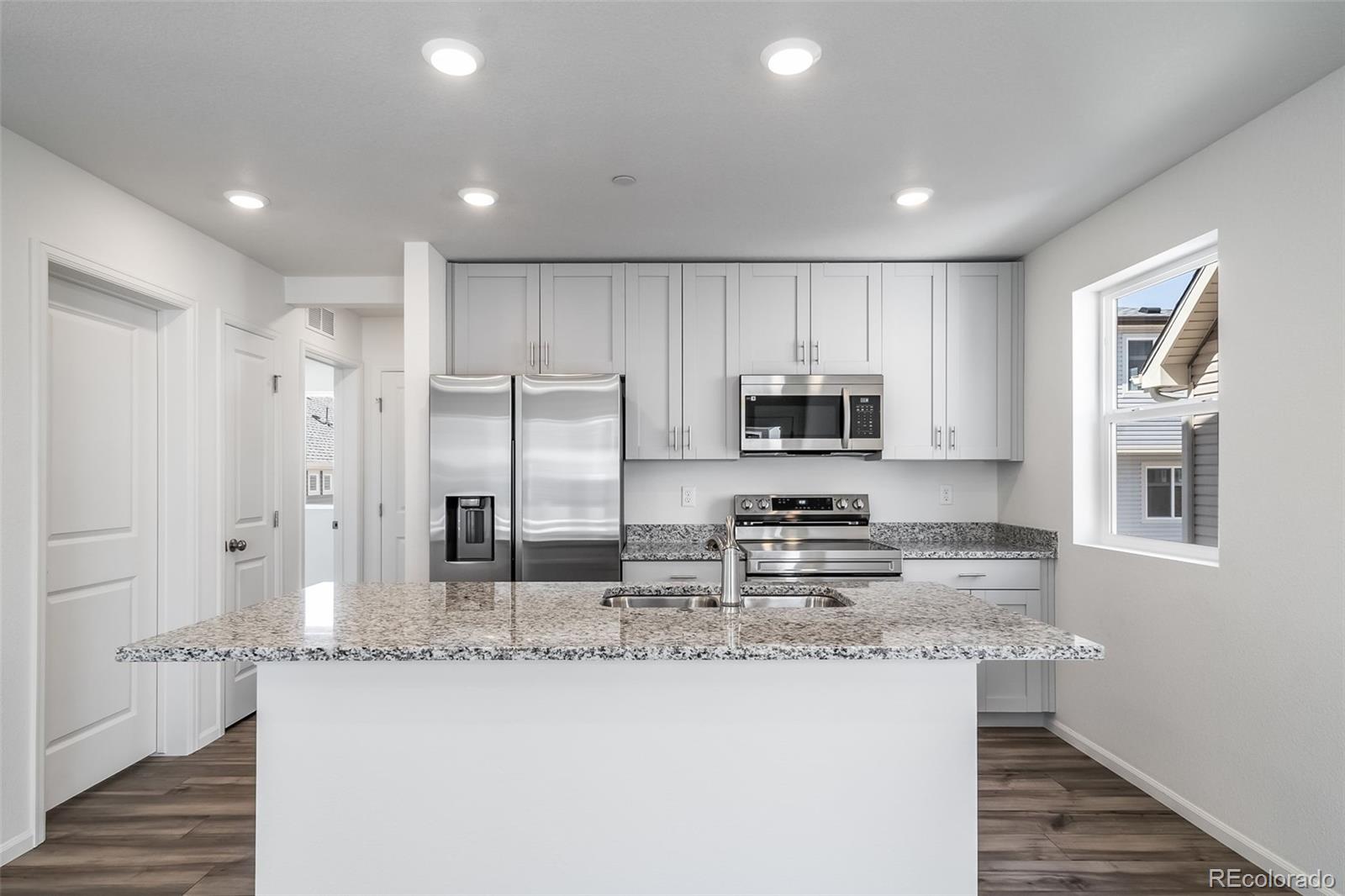 3428 Baltin Road Johnstown, CO 80534 - Photo 3 of 32