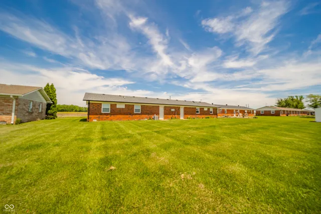 $1,250 | 6461 West 300 South, Anderson, IN 46011