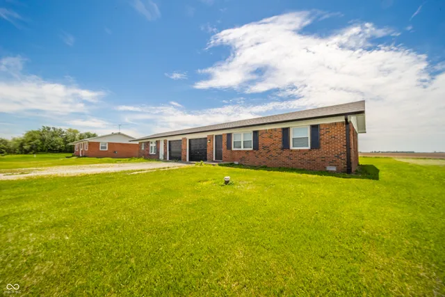 $1,250 | 6461 West 300 South, Anderson, IN 46011