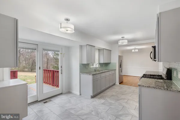 $699,999 | 13214 Serpentine Way, Silver Spring, MD 20904