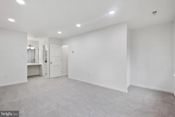 $699,999 | 13214 Serpentine Way, Silver Spring, MD 20904