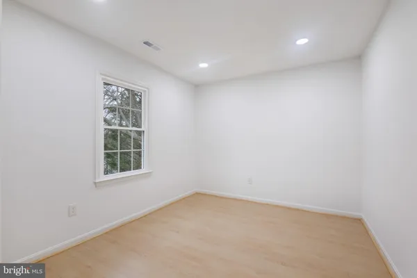 $699,999 | 13214 Serpentine Way, Silver Spring, MD 20904