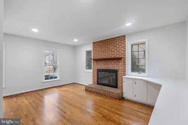 $699,999 | 13214 Serpentine Way, Silver Spring, MD 20904