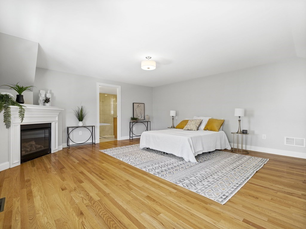 70 Egerton Road, Unit 70 Arlington, MA 02474 - Photo 14 of 26 Gallery Image 14