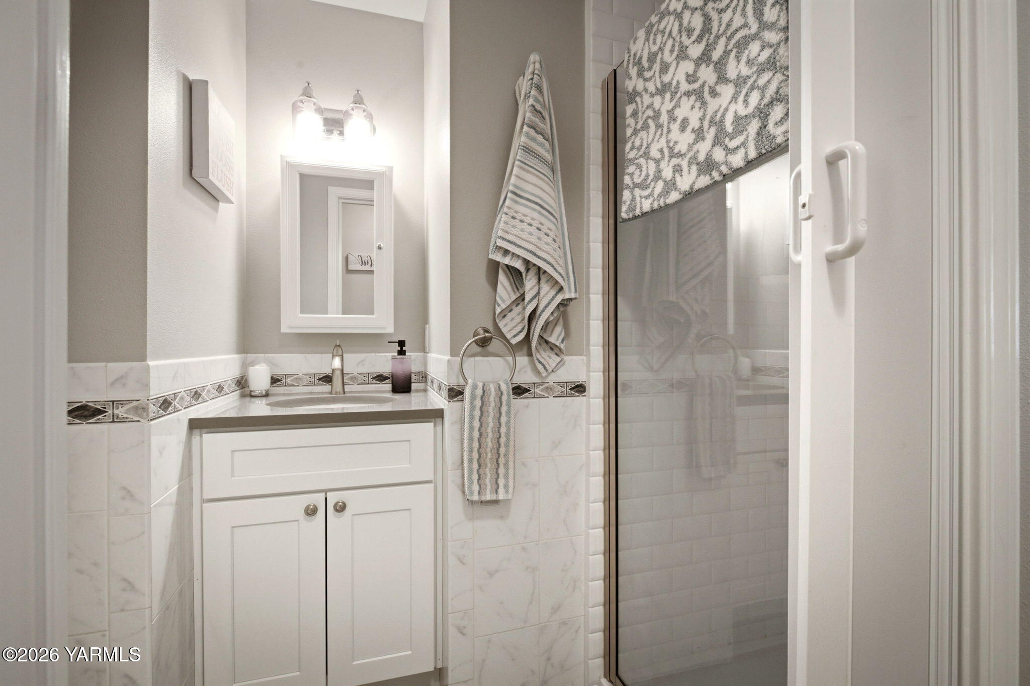 347 Ballard Road Zillah, WA 98953 - Photo 29 of 33 29 3rd Bathroom