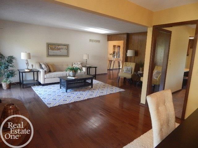 15 Stonetree Circle Rochester Hills, MI 48309 - Photo 9 of 29