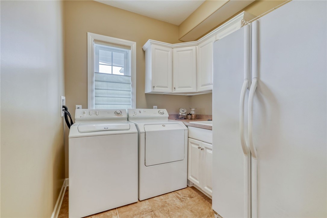 33 Hampstead Drive Webster, NY 14580 - Photo 14 of 35