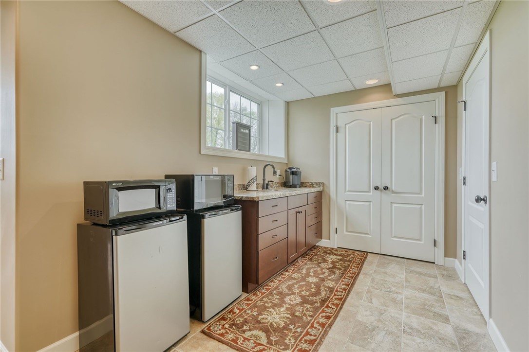 33 Hampstead Drive Webster, NY 14580 - Photo 30 of 35