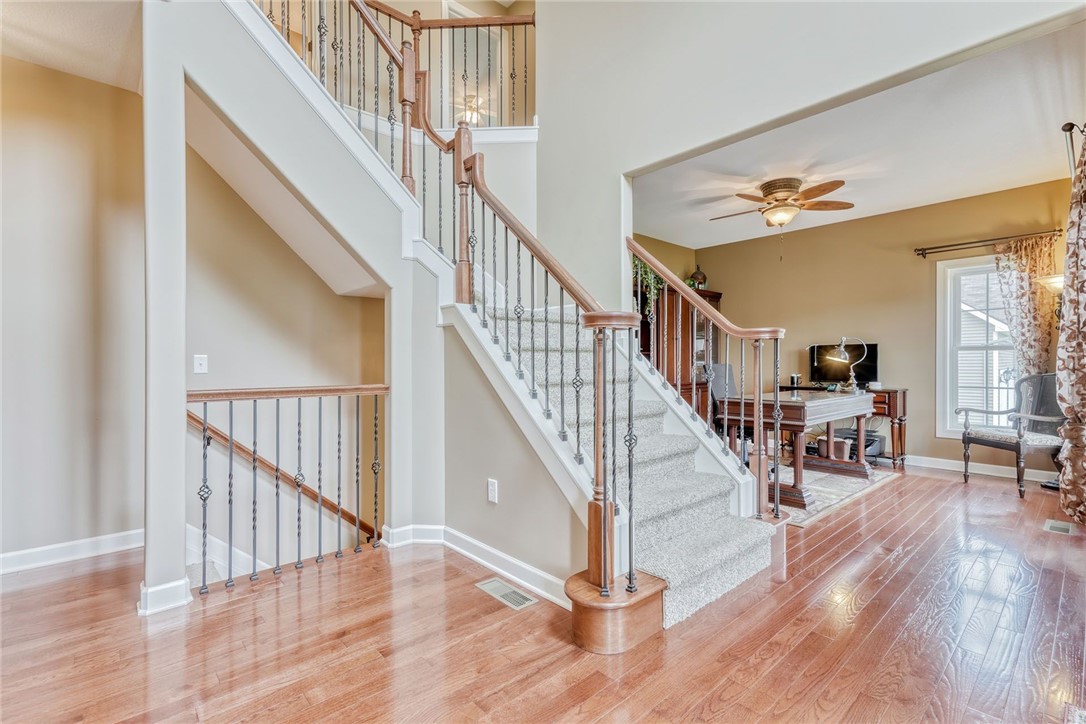 33 Hampstead Drive Webster, NY 14580 - Photo 3 of 35