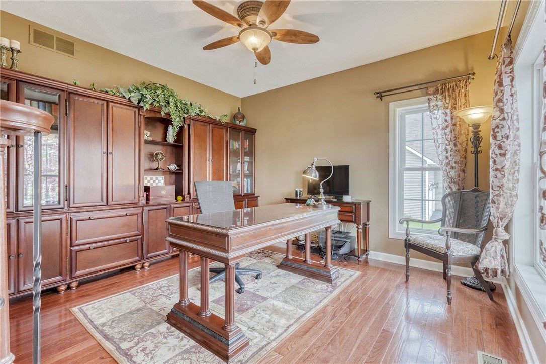 33 Hampstead Drive Webster, NY 14580 - Photo 4 of 35