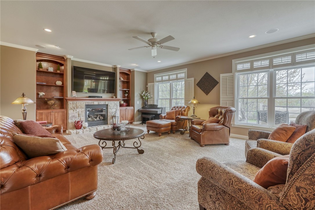 33 Hampstead Drive Webster, NY 14580 - Photo 5 of 35