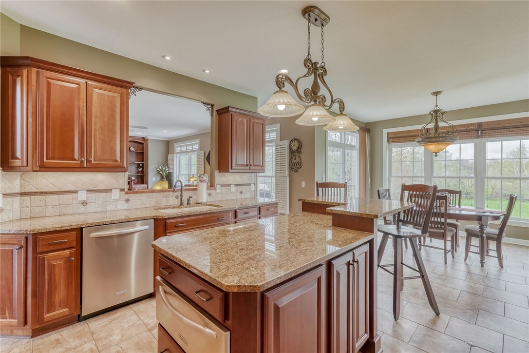 33 Hampstead Drive Webster, NY 14580 - Photo 9 of 35