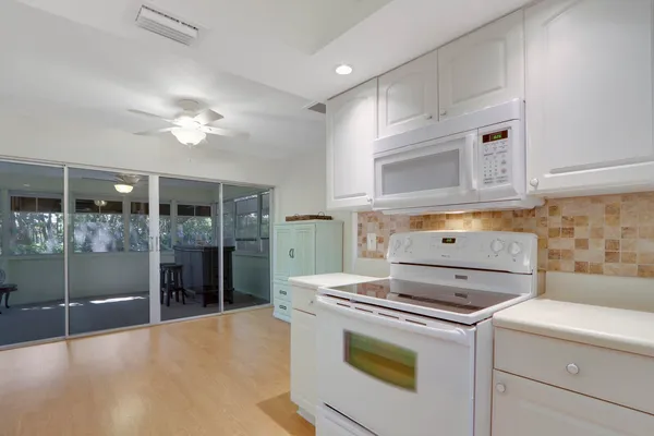 $3,600 | 8574 Southeast Seagrape Way, Hobe Sound, FL 33455