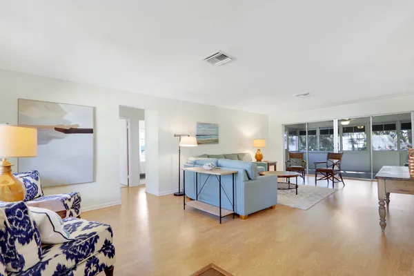 $3,600 | 8574 Southeast Seagrape Way, Hobe Sound, FL 33455