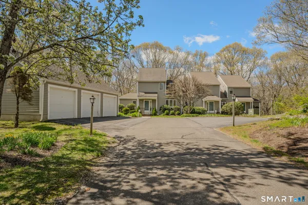 $399,900 | 2 Laurel Drive, Old Lyme, CT 06371