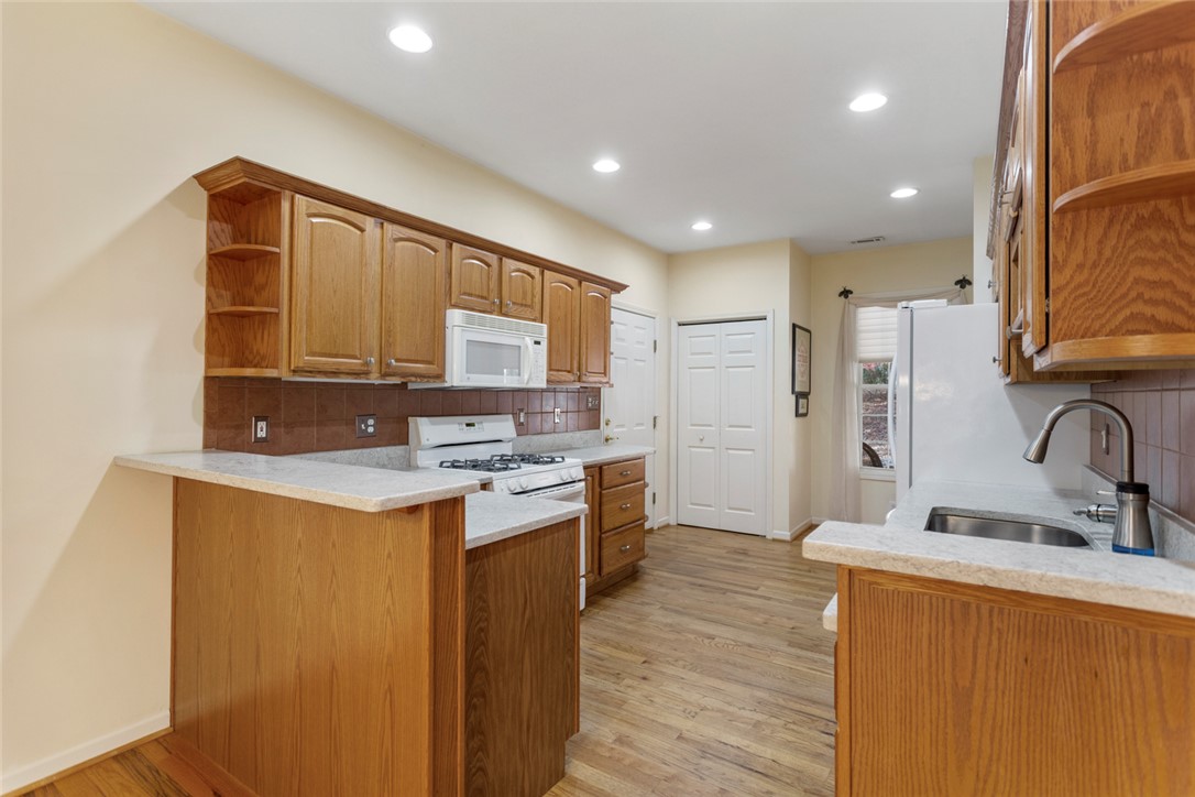 310 Falcons Nest Road Walhalla, SC 29691 - Photo 9 of 50