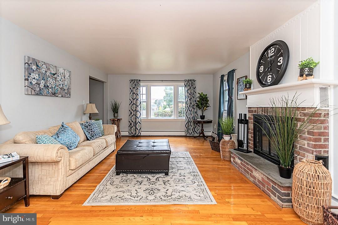 3776 Pickertown Road Chalfont, PA 18914 - Photo 3 of 49 Gallery Image 3