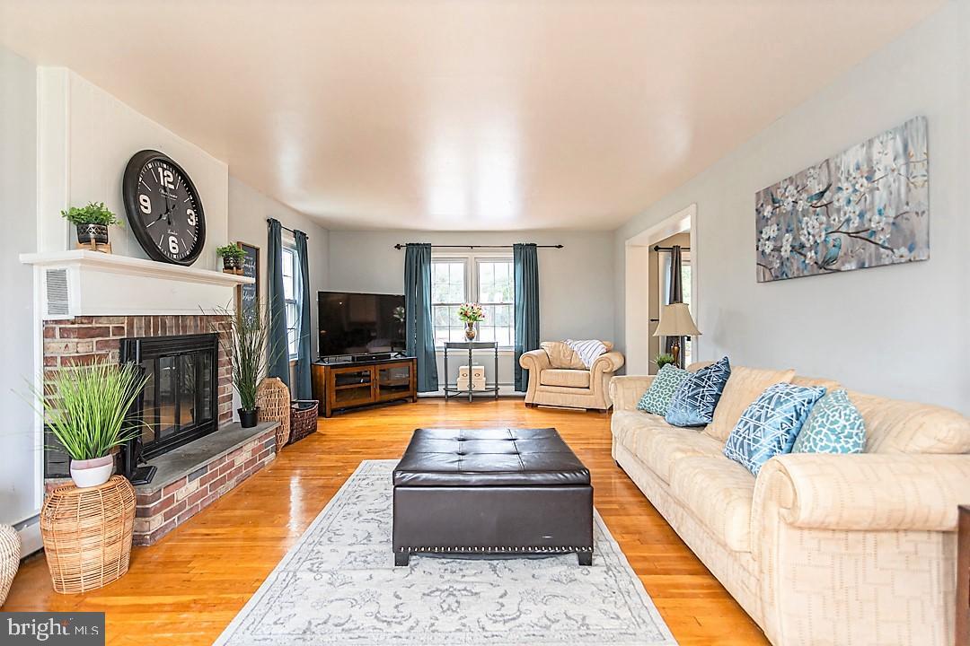 3776 Pickertown Road Chalfont, PA 18914 - Photo 4 of 49 Gallery Image 4