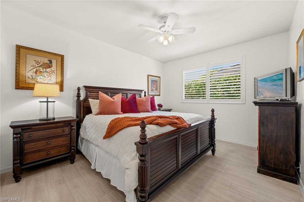 985 Spanish Moss Trail Naples, FL 34108 - Photo 28 of 50