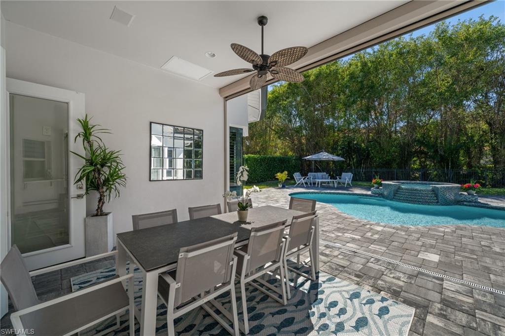 985 Spanish Moss Trail Naples, FL 34108 - Photo 35 of 50