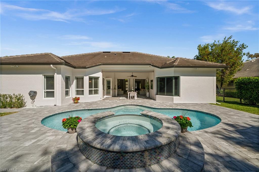 985 Spanish Moss Trail Naples, FL 34108 - Photo 37 of 50