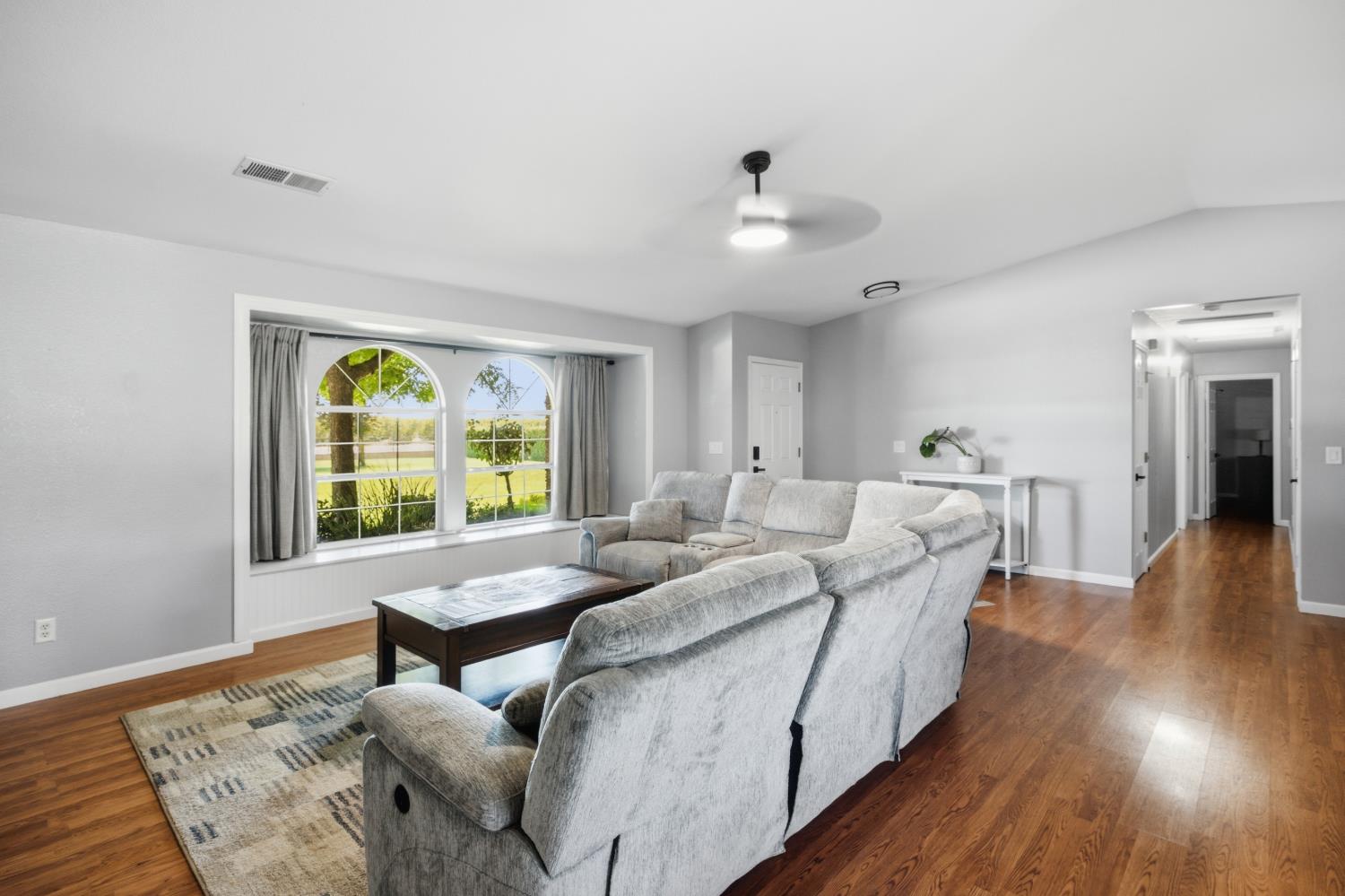 3448 Avenue 416 Reedley, CA 93654 - Photo 13 of 50 Gallery Image 13
