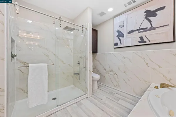 $1,199,000 | 390 Guttenberg Street, Daly City, CA 94014