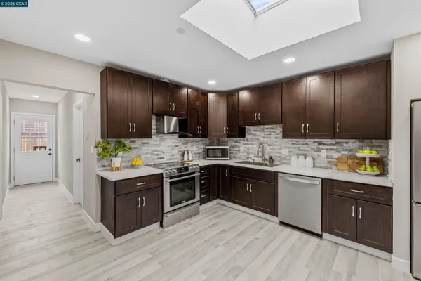 $1,199,000 | 390 Guttenberg Street, Daly City, CA 94014