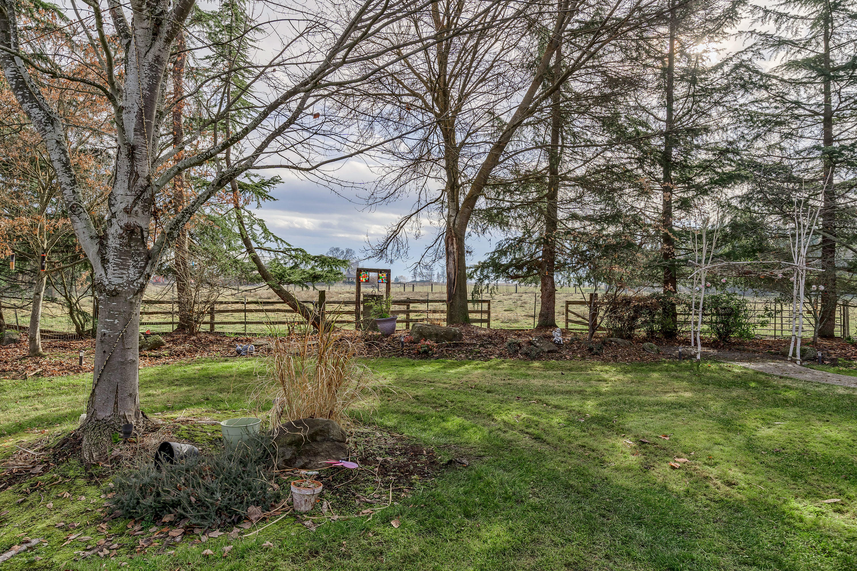 872 West Justice Road Central Point, OR 97502 - Photo 69 of 84 JR(69)
