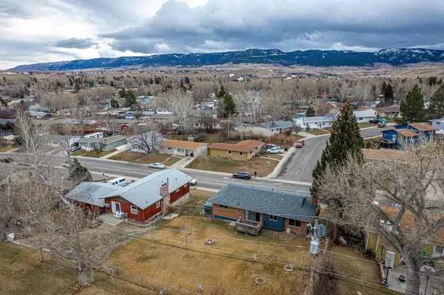 $350,000 | 2020 Brentwood Drive, Casper, WY 82604