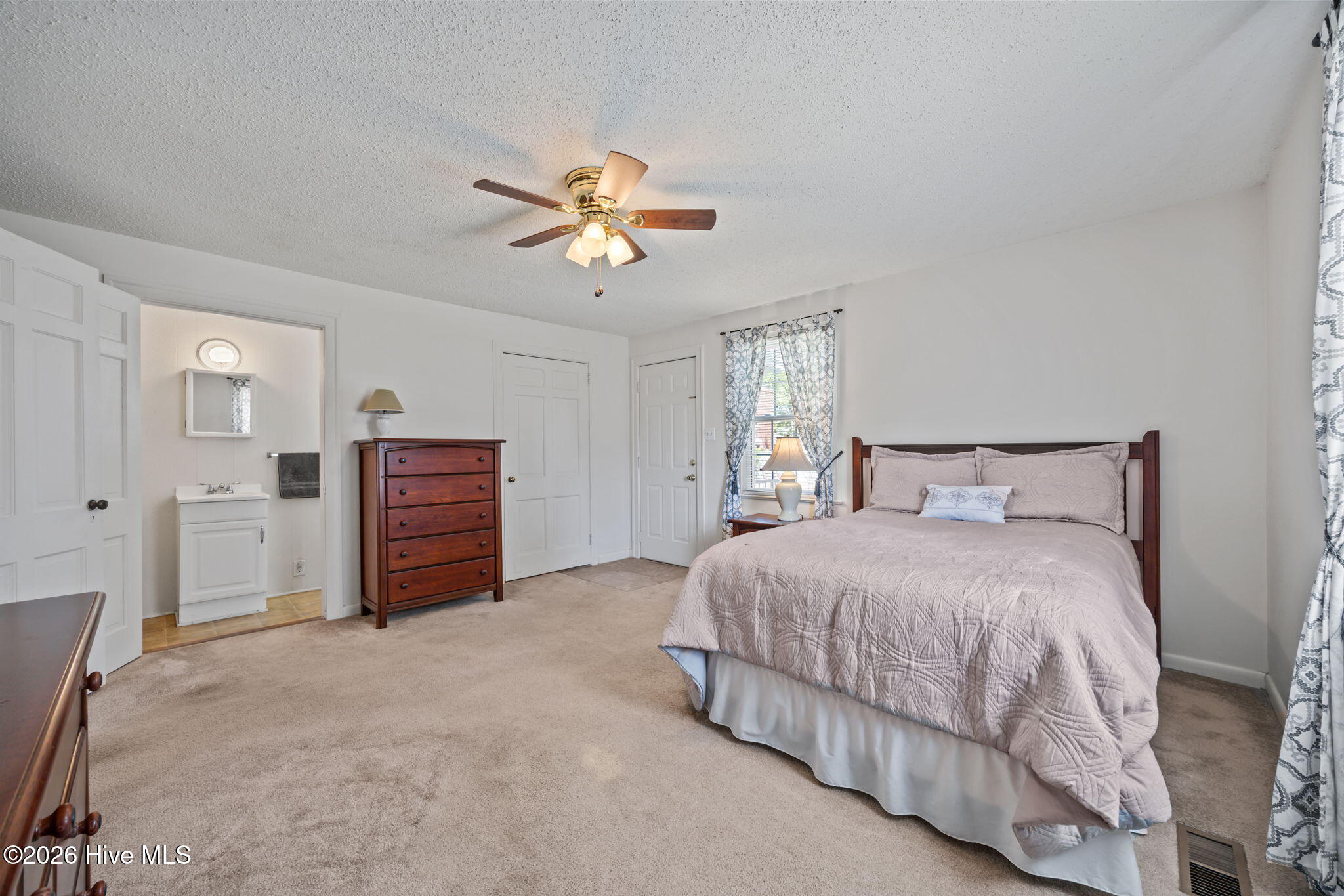 1205 Harding Avenue Kinston, NC 28501 - Photo 25 of 40 39-web-or-mls-IMG_0057