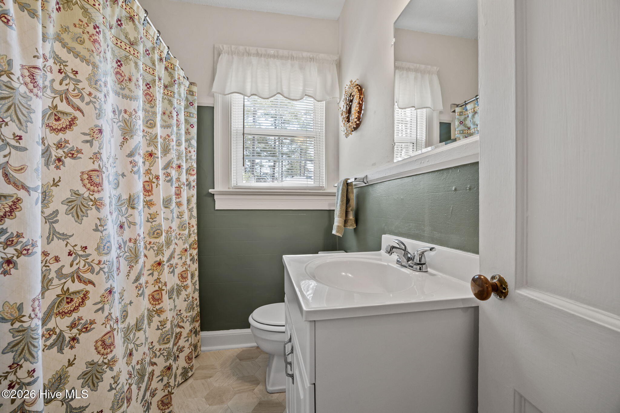 1205 Harding Avenue Kinston, NC 28501 - Photo 31 of 40 34-web-or-mls-IMG_0042