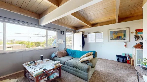 $2,000,000 | 215 Picnic Avenue, San Rafael, CA 94901