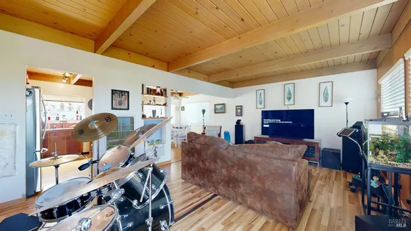 $2,000,000 | 215 Picnic Avenue, San Rafael, CA 94901