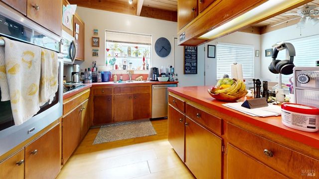 $2,000,000 | 215 Picnic Avenue, San Rafael, CA 94901