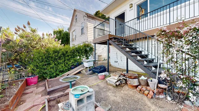 $2,000,000 | 215 Picnic Avenue, San Rafael, CA 94901