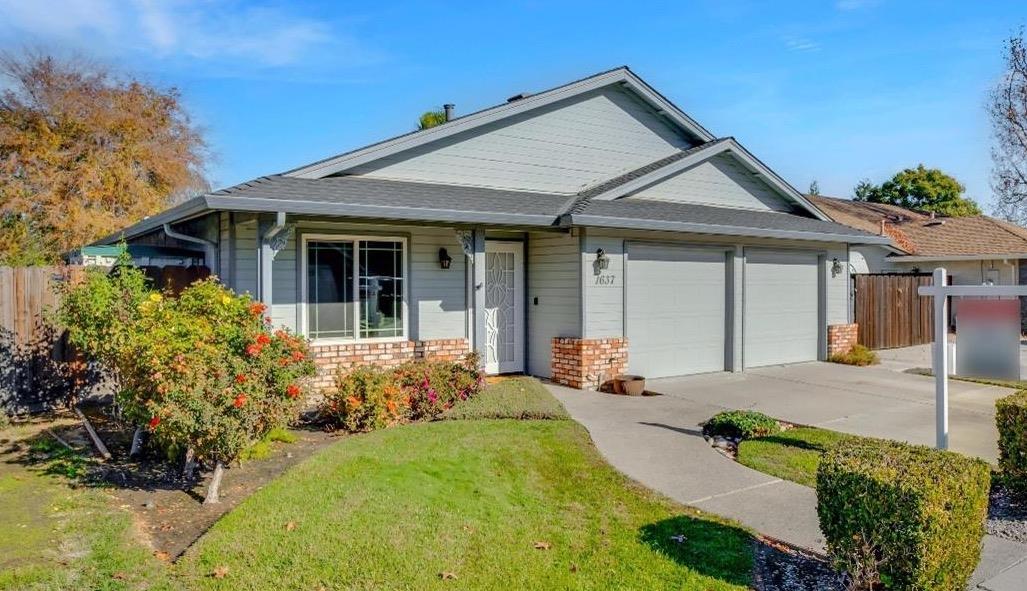 1637 Dickey Court Ripon, CA 95366 - Photo 1 of 1 Gallery Image 1